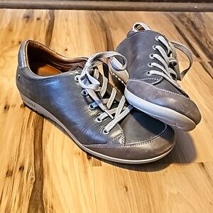 Pikolinos sneakers